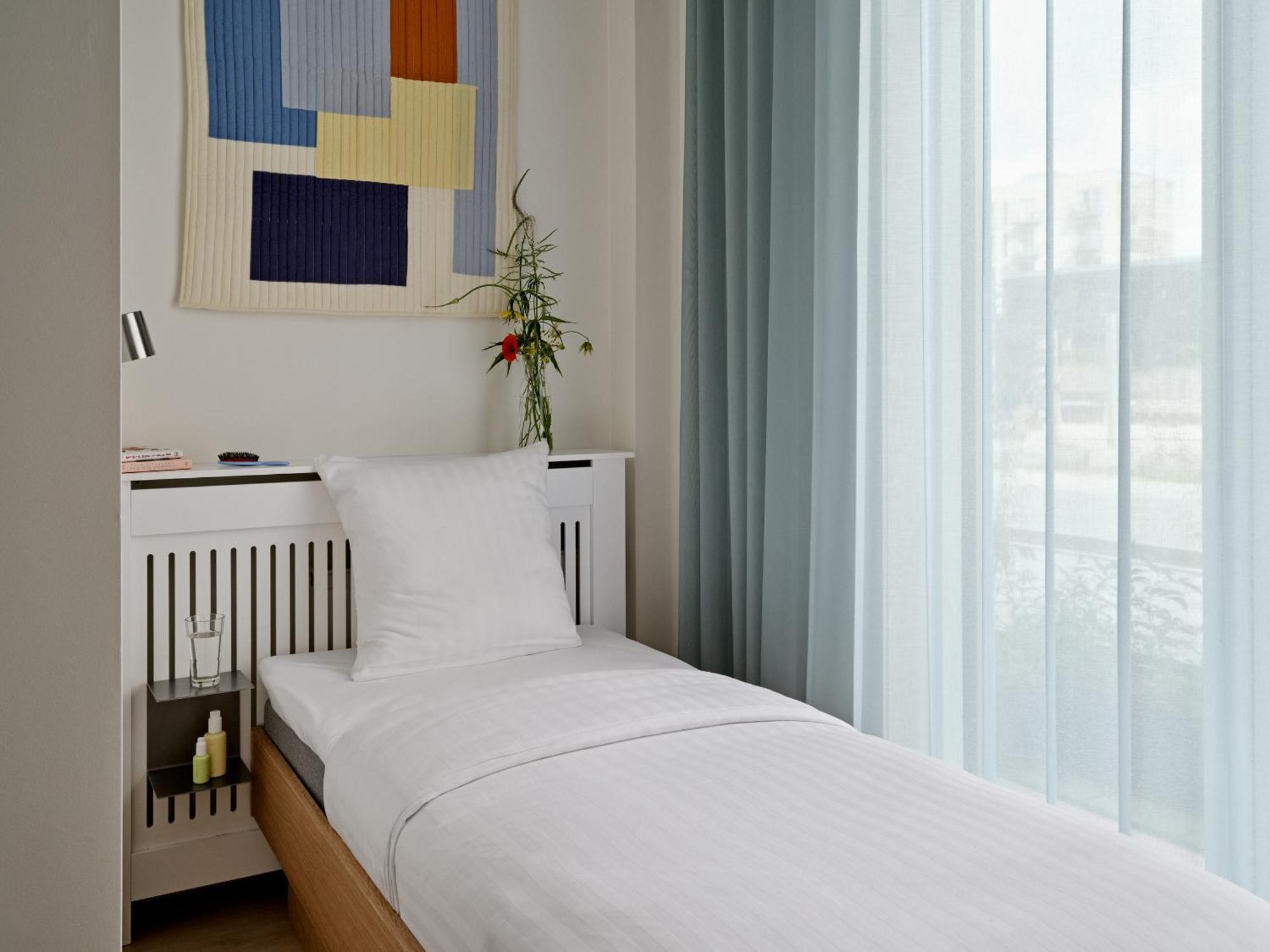 Flora Aparthotel